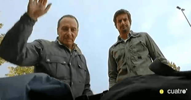 Cuatro cambia la ubicación de su mosca y pasa a la esquina inferior derecha