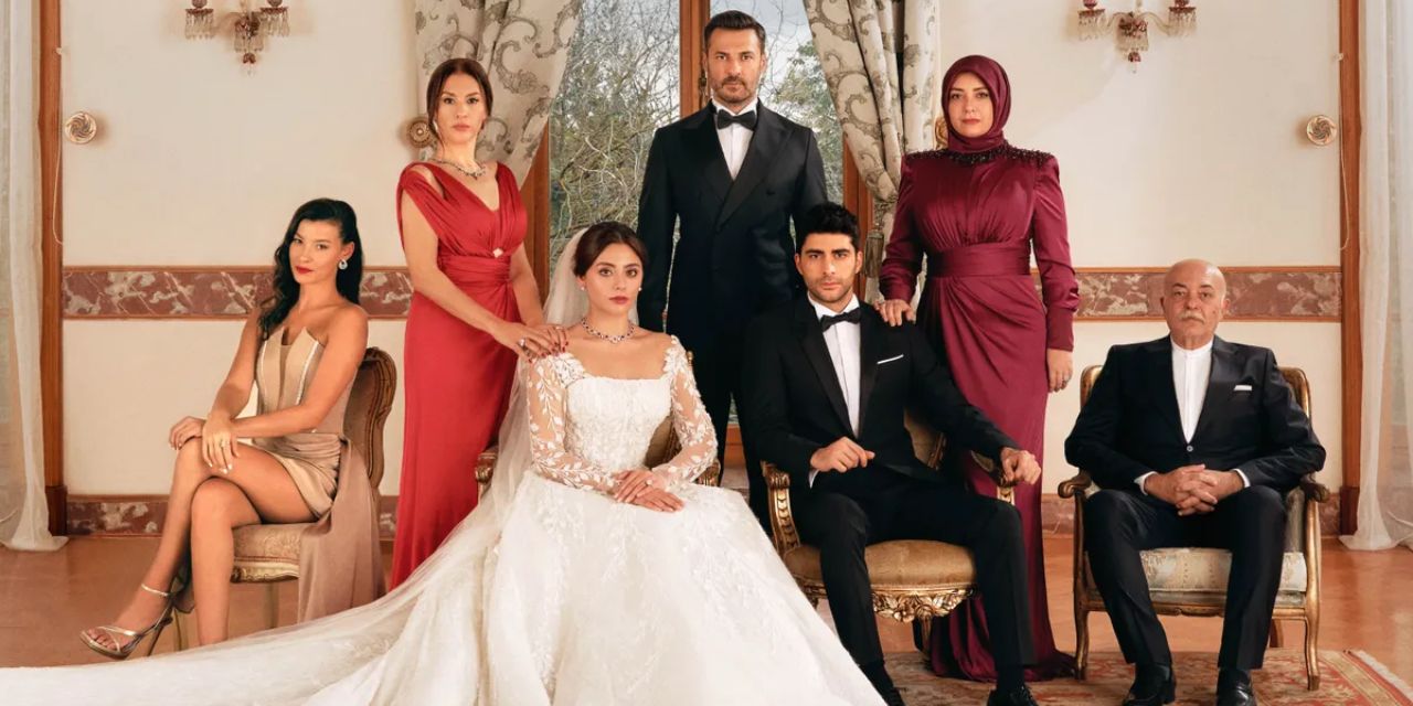 ¿Cuántos capítulos tiene la serie turca “Mundos Opuestos” de Divinity?